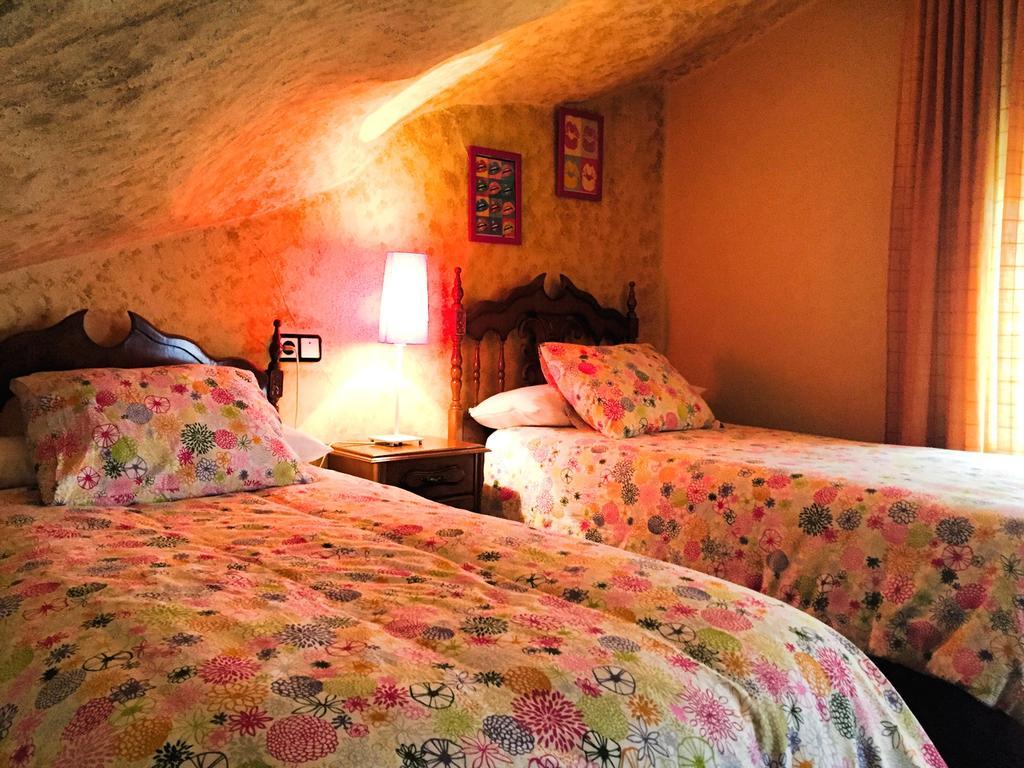 Casa Rural Cuevas Del Sol Setenil De Las Bodegas Exteriér fotografie