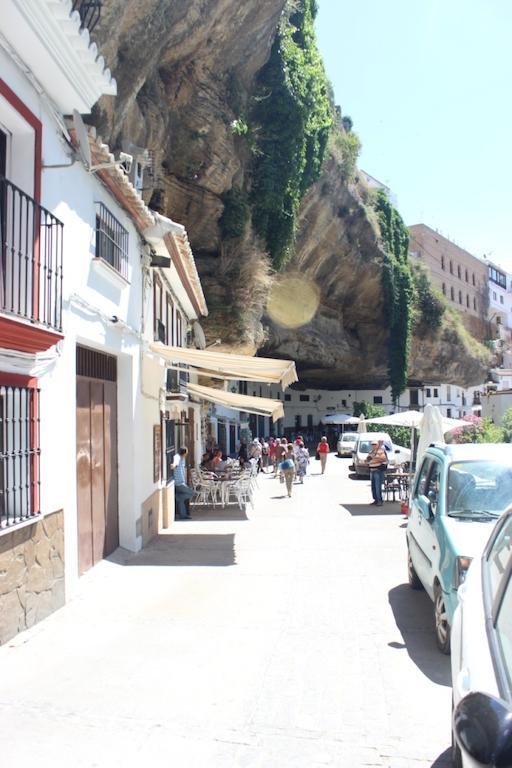 Casa Rural Cuevas Del Sol Setenil De Las Bodegas Exteriér fotografie