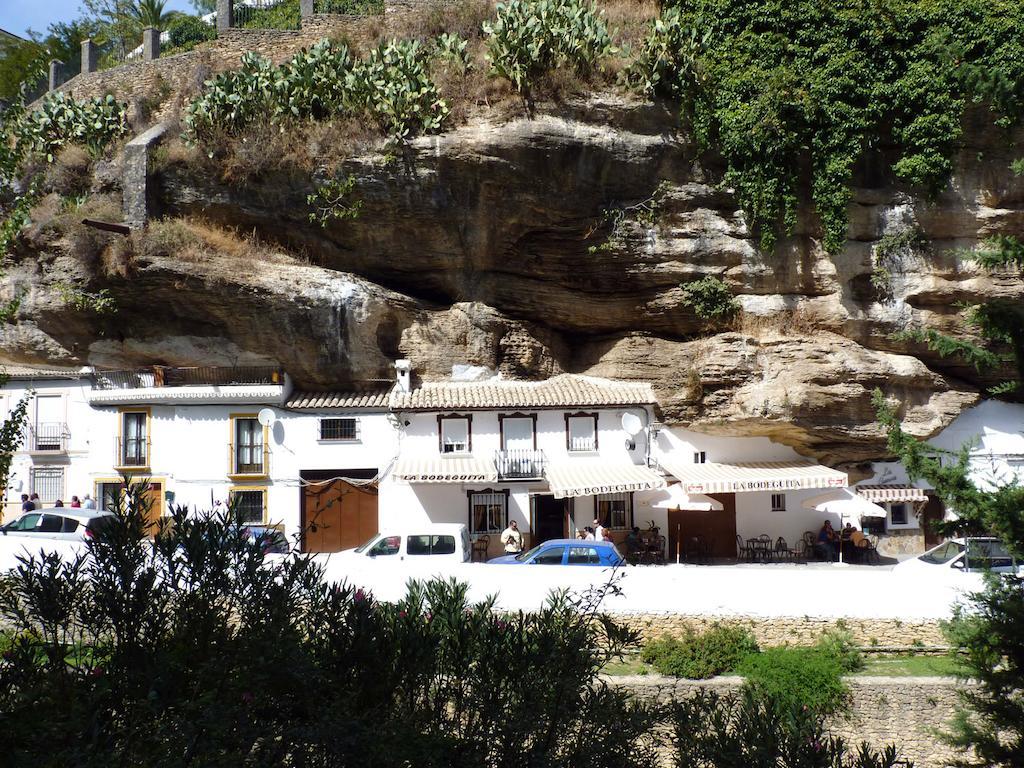 Casa Rural Cuevas Del Sol Setenil De Las Bodegas Exteriér fotografie