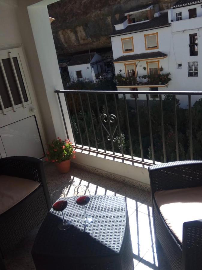 Casa Rural Cuevas Del Sol Setenil De Las Bodegas Exteriér fotografie